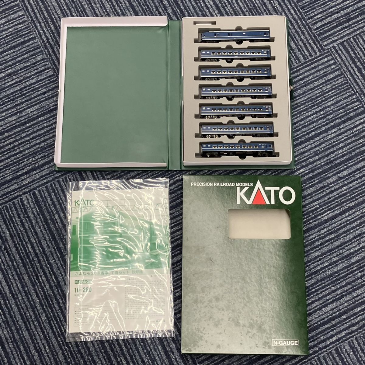 モデルワーゲン 加藤製3tDL 植田建設のKATO メーカー完成品 HO