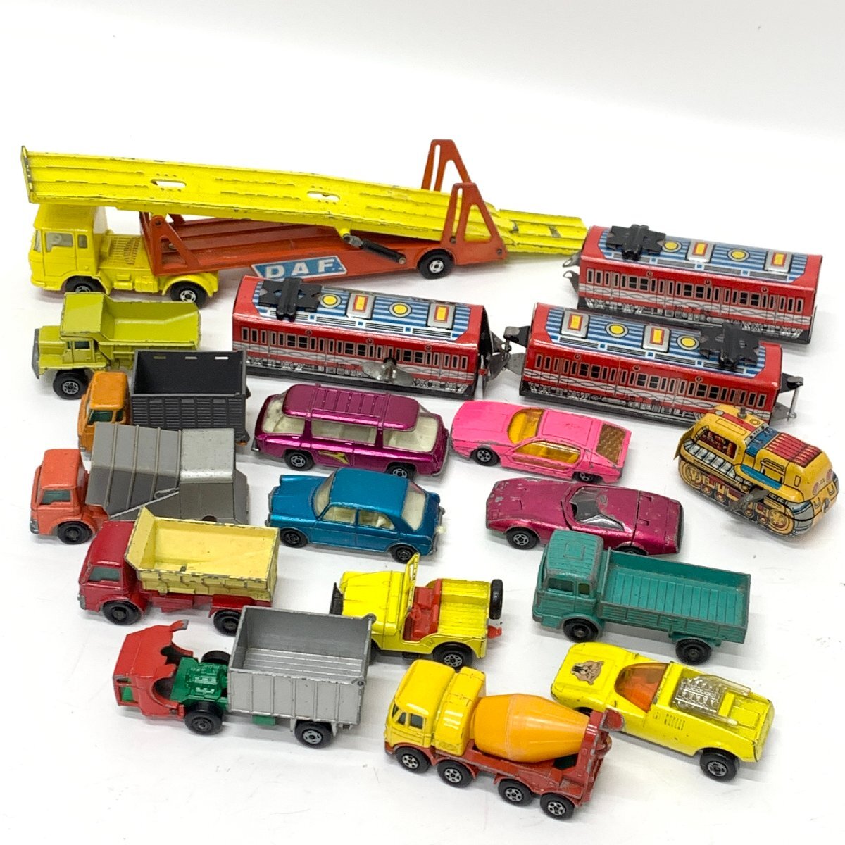 中古】BOトミカ 4台セット カートランスポーター・ブルドーザー運搬車