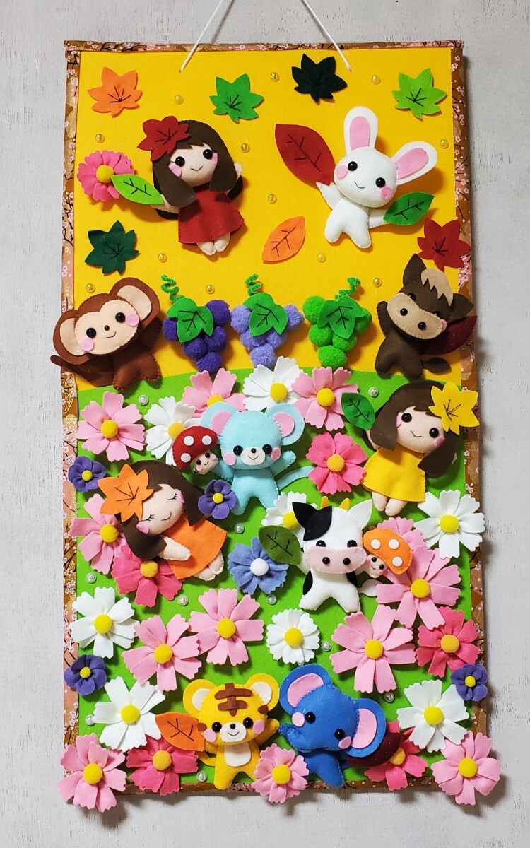 新品】Petit Chaleur* ハンドメイド* フェルト* タペストリー* リース