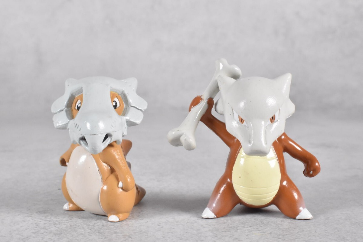 ポケモン モンスターコレクション モンコレ カラカラ ガラガラ 骨なし