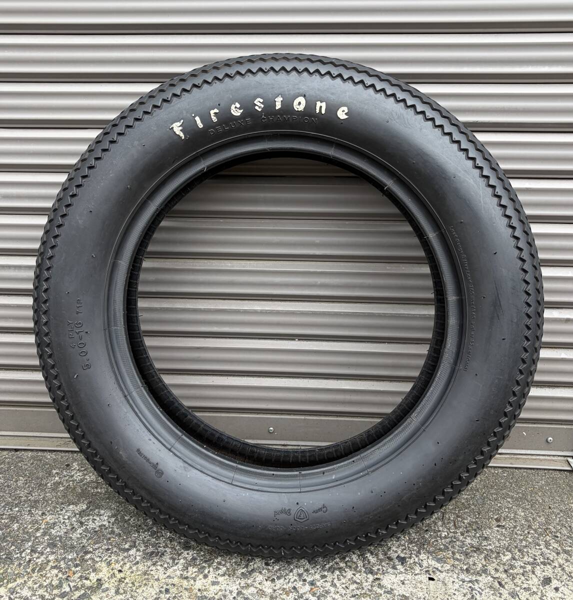 FIRESTONE 5.60-15 DELUXE CHAMPION タイヤ 15インチ ファイヤー
