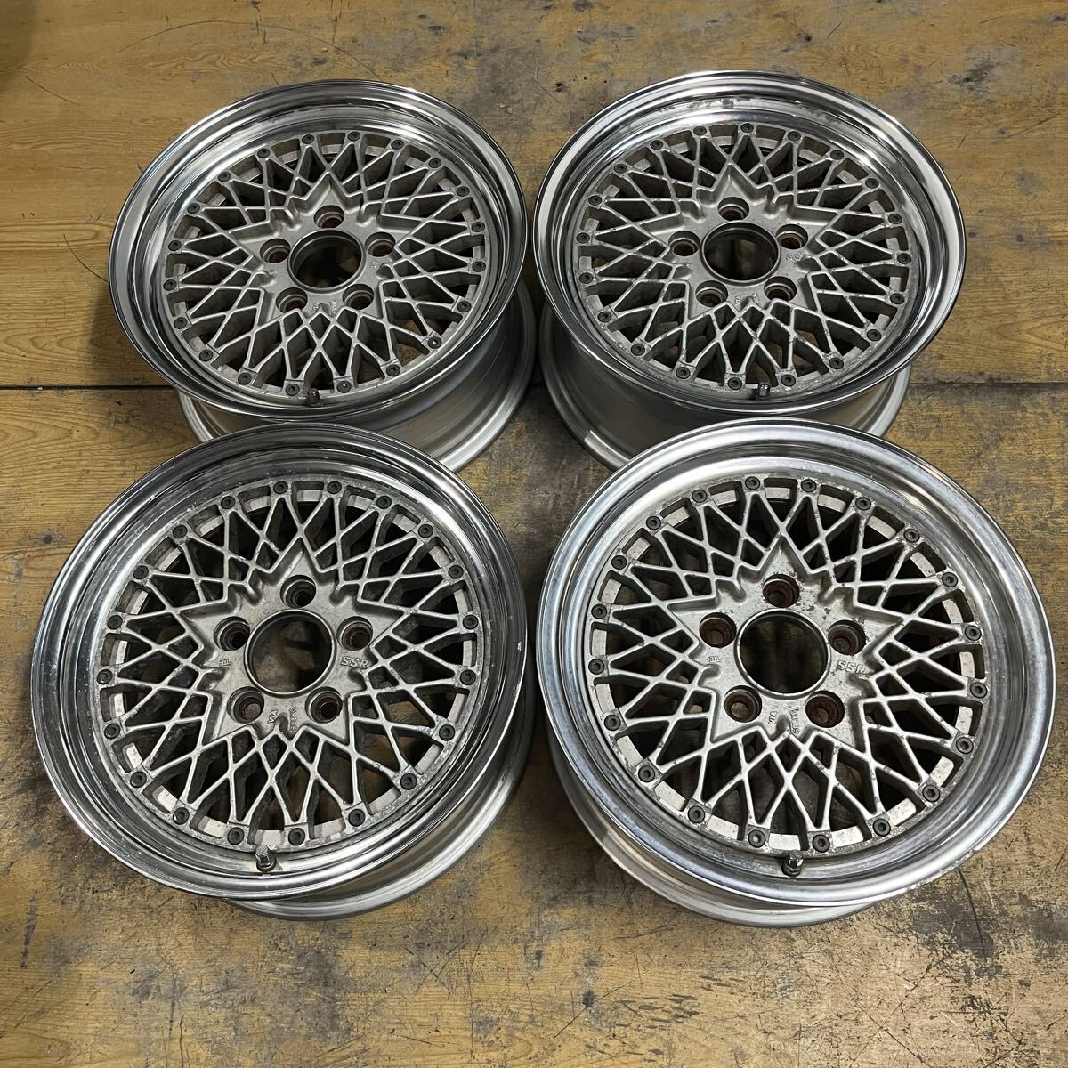 中古】SSR フォーミュラーメッシュ 16インチ 7J 7.5J フルリバース