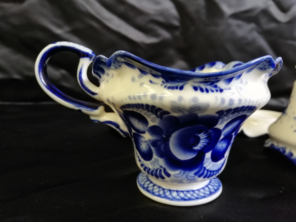 ショップ ロシア グジェリ焼き カップ＆ソーサー 2客 ロシア グジェリ