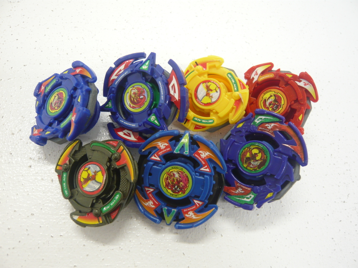 当時物 爆転シュートベイブレード 00 ドランザーセット ドランザーv 赤 ドランザーv2 コロコロコミック 旧ベイブレード の落札情報詳細 ヤフオク落札価格情報 オークフリー スマートフォン版