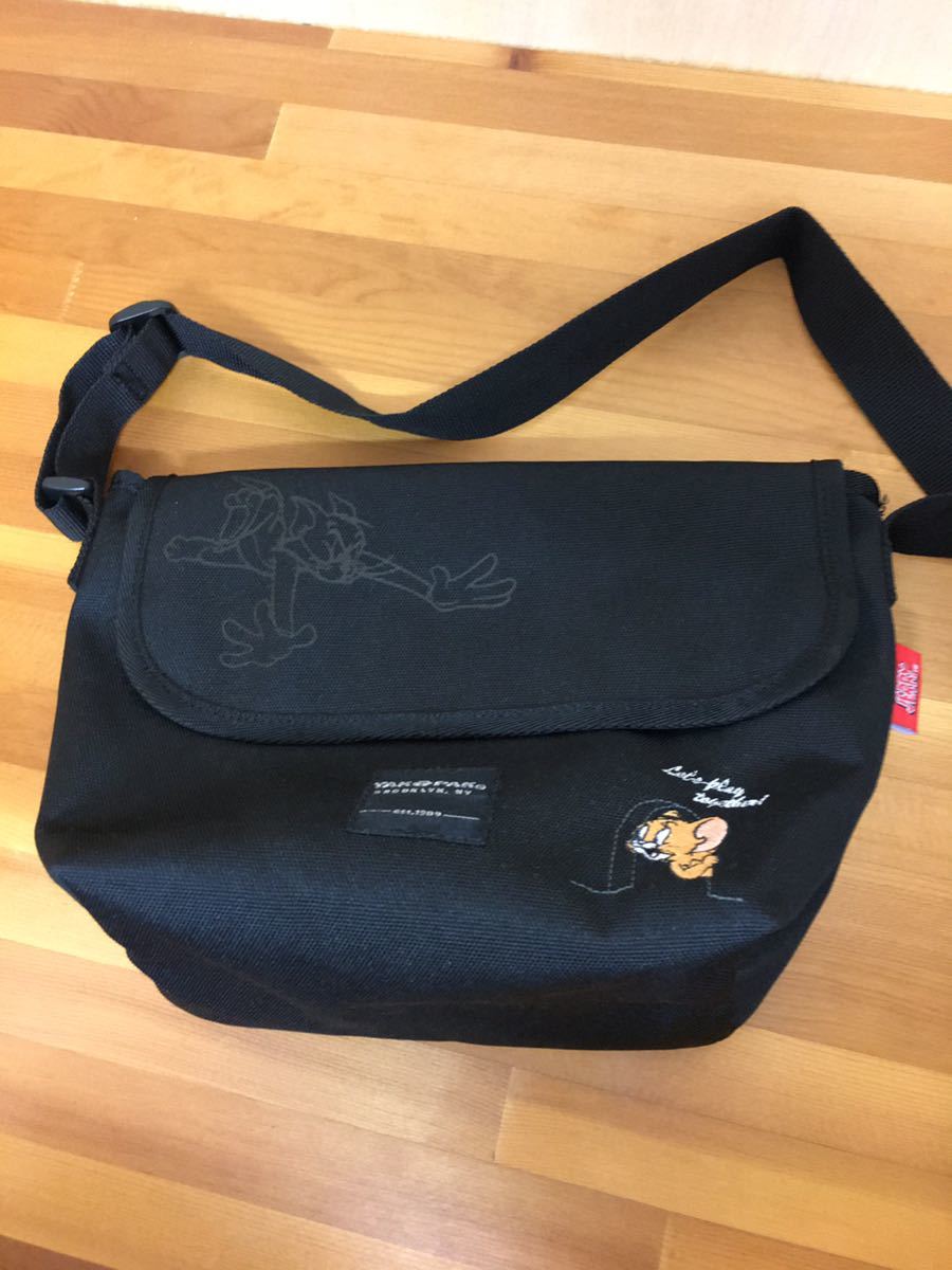 ヤックパック トムとジェリー メッセンジャーバッグ ショルダーバッグ 刺繍 イベント限定 コラボ 希少 レア ポシェット の落札情報詳細 ヤフオク落札価格情報 オークフリー スマートフォン版