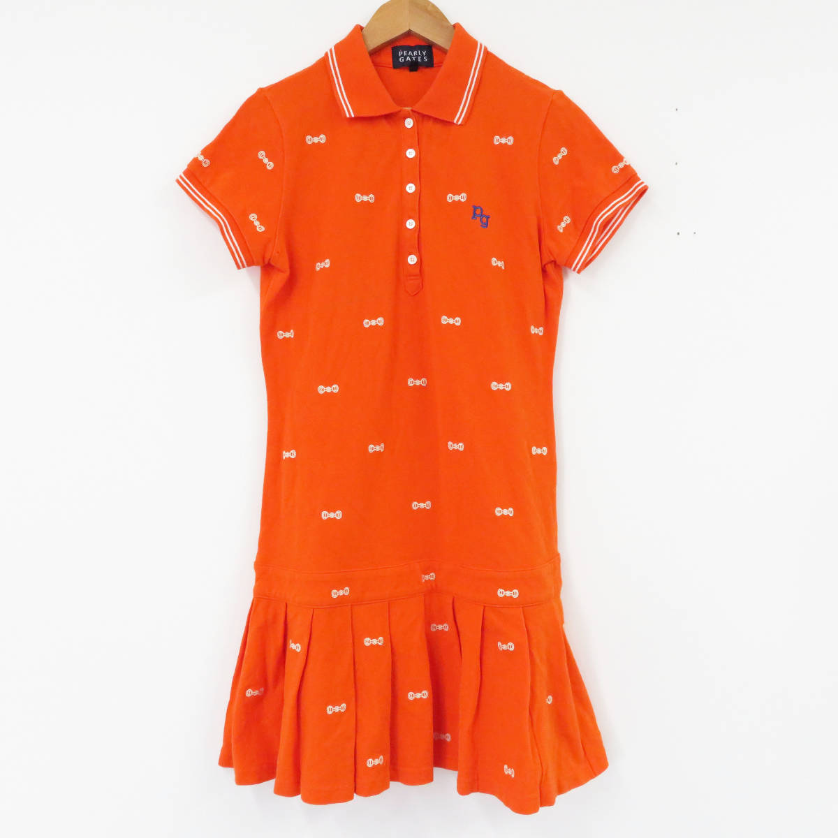 格安 1円 Pearly Gates 半袖 ワンピース ビット柄 刺しゅう オレンジ系 サイズ1 レディースゴルフウエア パーリーゲイツ Used Y354 の落札情報詳細 ヤフオク落札価格情報 オークフリー スマートフォン版
