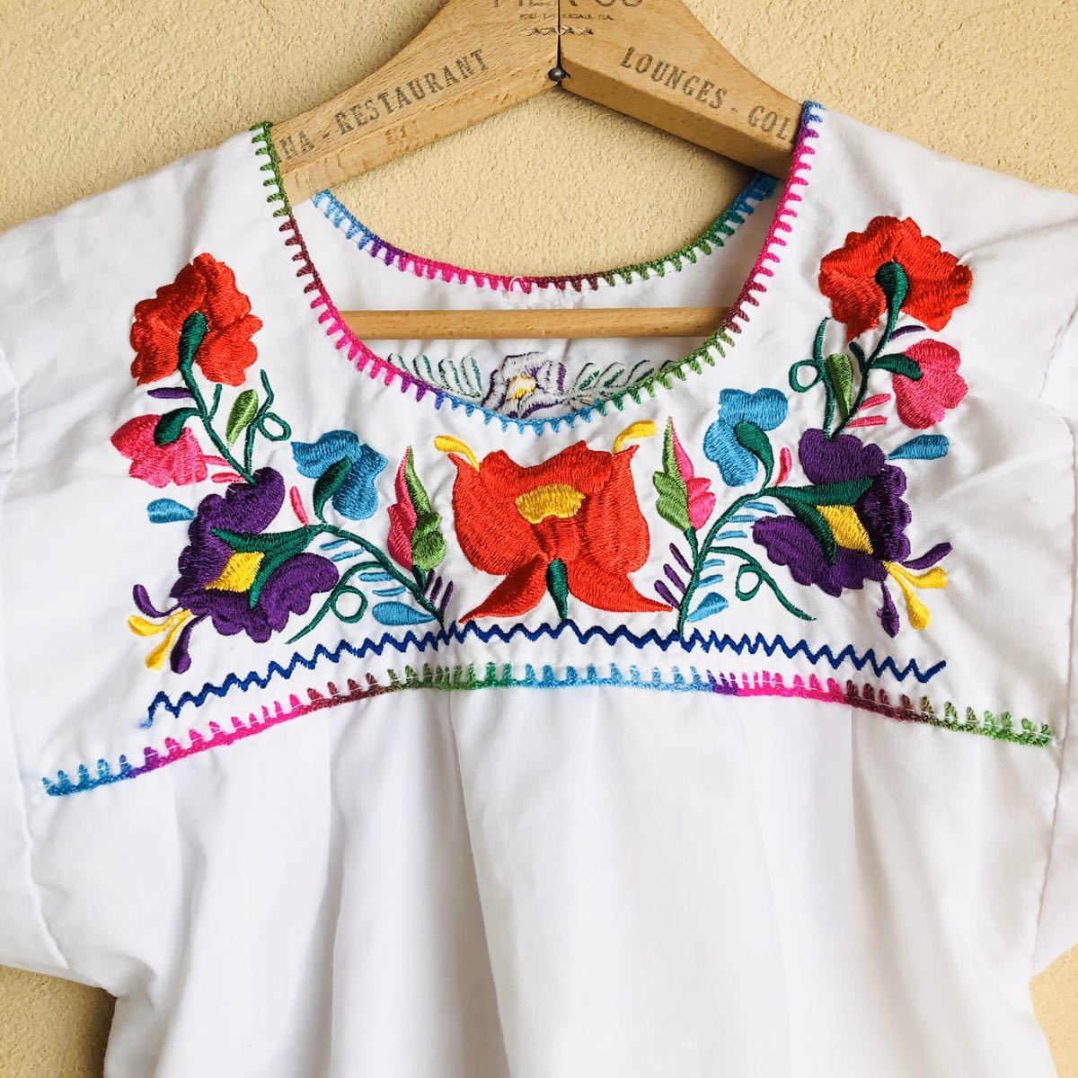 アメリカ古着 メキシコ刺繍 キッズ ワンピース フラワー刺繍 チュニック の落札情報詳細 ヤフオク落札価格情報 オークフリー スマートフォン版