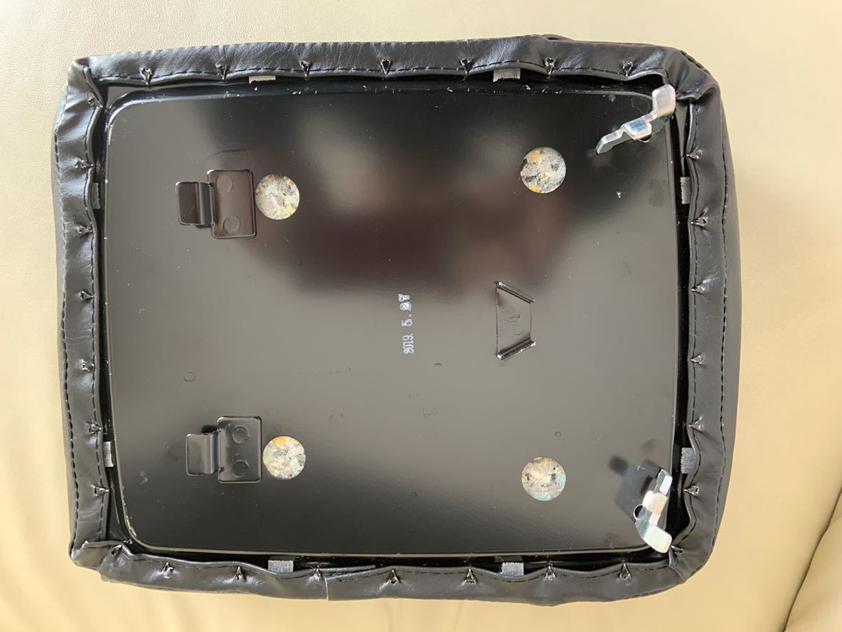 ホンダ純正 ホンダ スーパーカブ タンデムシート ピリオンシート 品番 Gt0 M00 クロスカブ の落札情報詳細 ヤフオク落札価格情報 オークフリー スマートフォン版