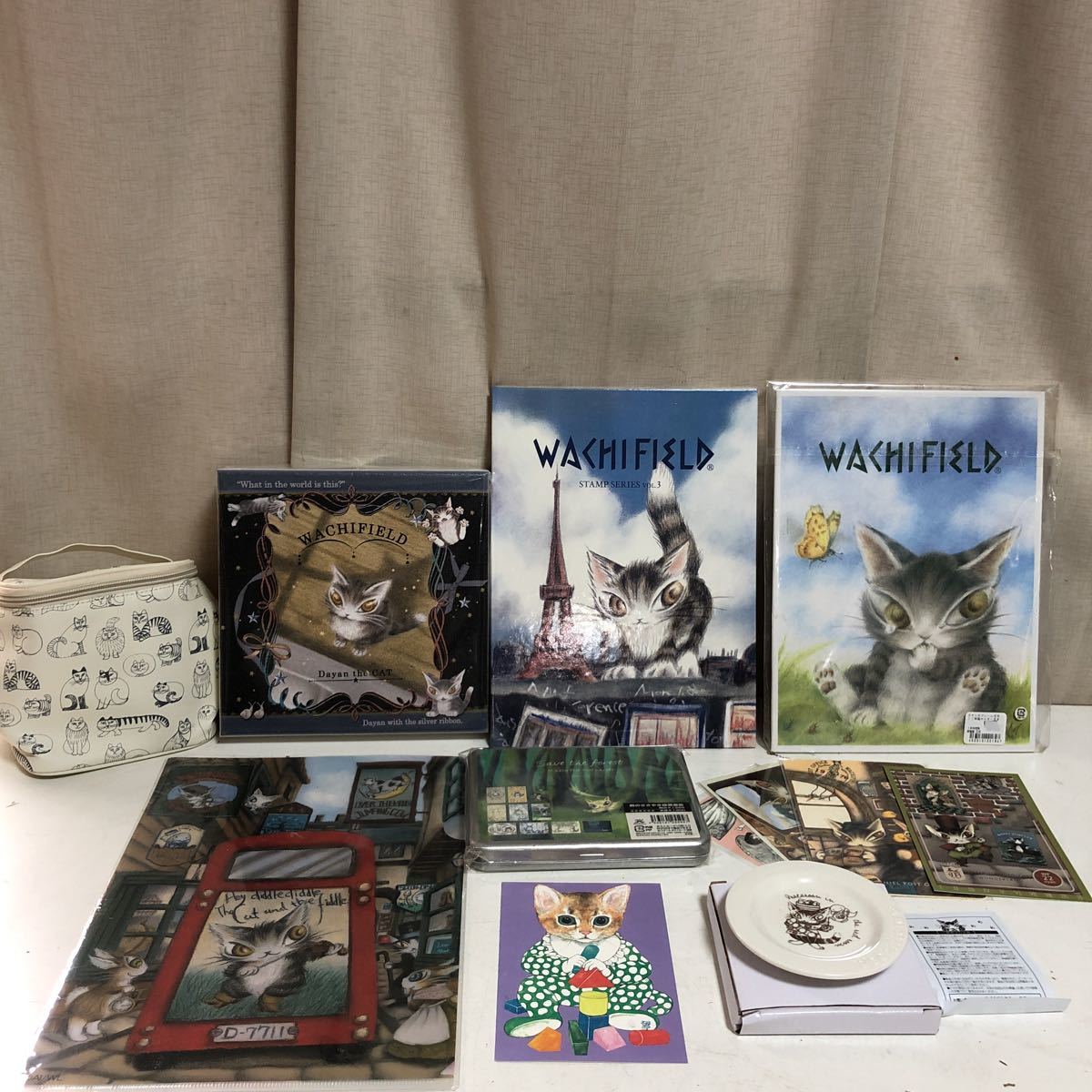 わちふぃーるど アートキャンバス 絵葉書缶 クリアファイル ダヤンフレーム ポストカード 等 まとめて大量セット 未使用 未開封多数 の落札情報詳細 ヤフオク落札価格情報 オークフリー スマートフォン版