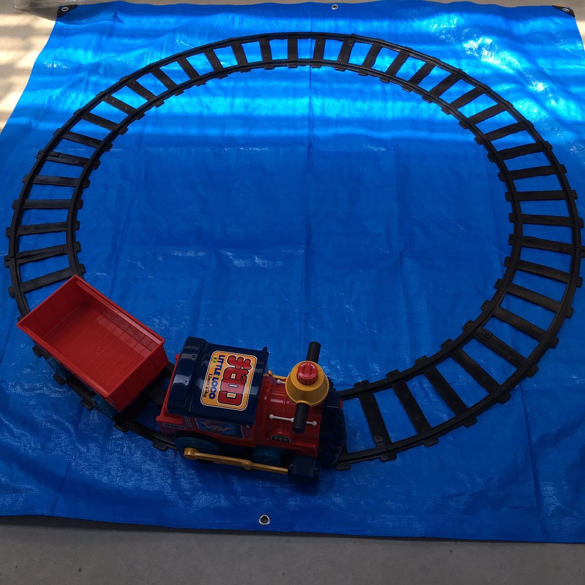 乗用玩具 電動 チビロコ 機関車 貨物 レール セット 遊具 室内 乗り物 日本製 おもちゃ 電車 電動乗用 の落札情報詳細 ヤフオク落札価格情報 オークフリー スマートフォン版