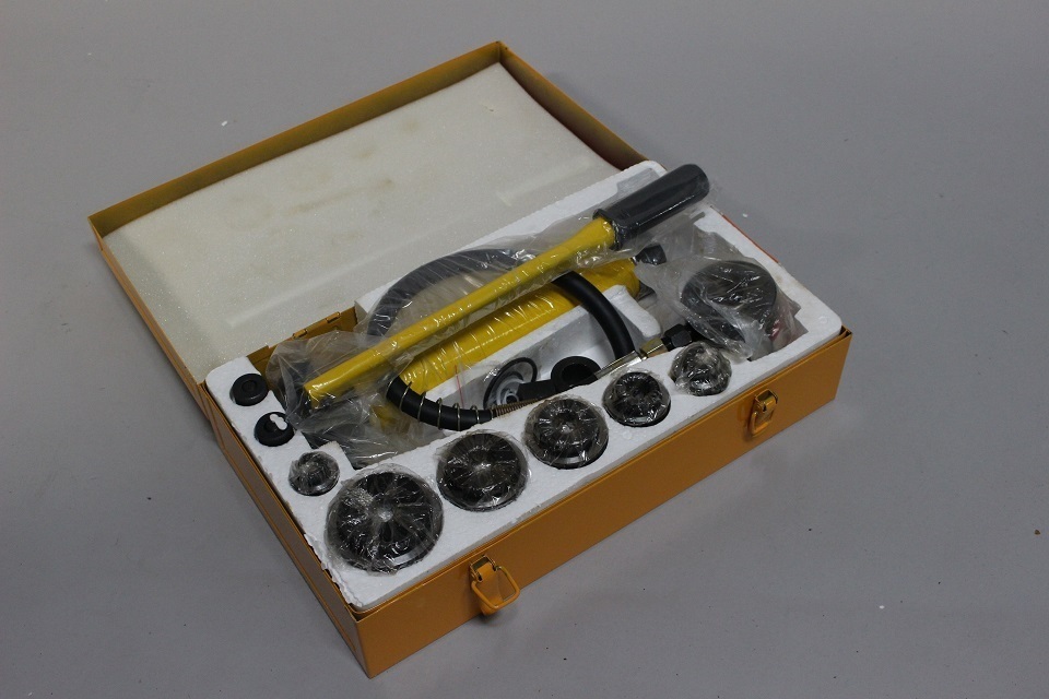 新品 油圧パンチ10トン K1532 油圧式パンチャー 油圧式パンチ 8ton ホルソー ノックパンチ ホルソー 手動式 10t の落札情報詳細 ヤフオク落札価格情報 オークフリー スマートフォン版