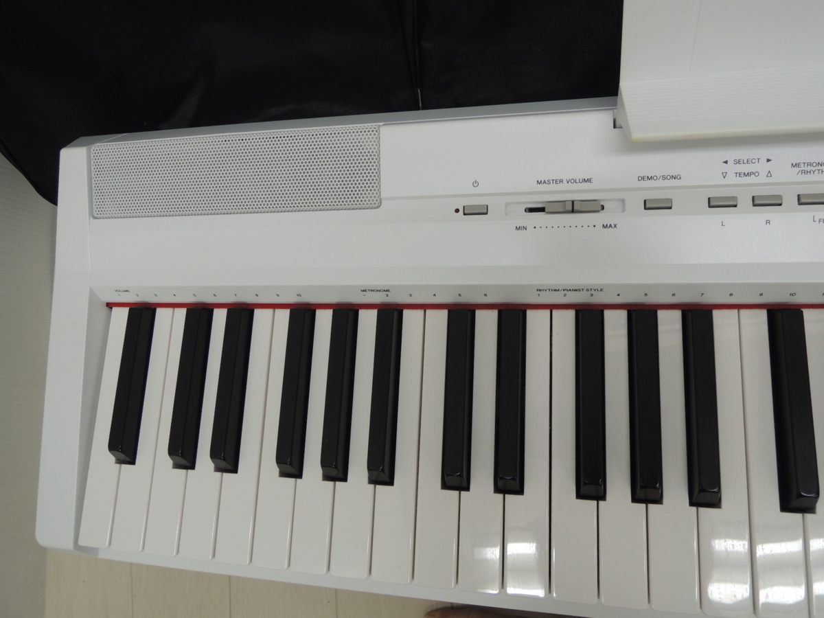 Yamaha P 115 デジタルピアノ 鍵盤 ホワイト ヤマハ 17製 楽器 スタンド ソフトケース付き 中古 Ins 0518 の落札情報詳細 ヤフオク落札価格情報 オークフリー スマートフォン版