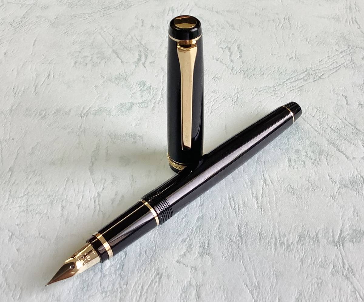【万年筆】PILOT パイロット　エラボー　14K SF 樹脂軸　カートリッジ付 パイロット エラボー 樹脂軸 14k Sf