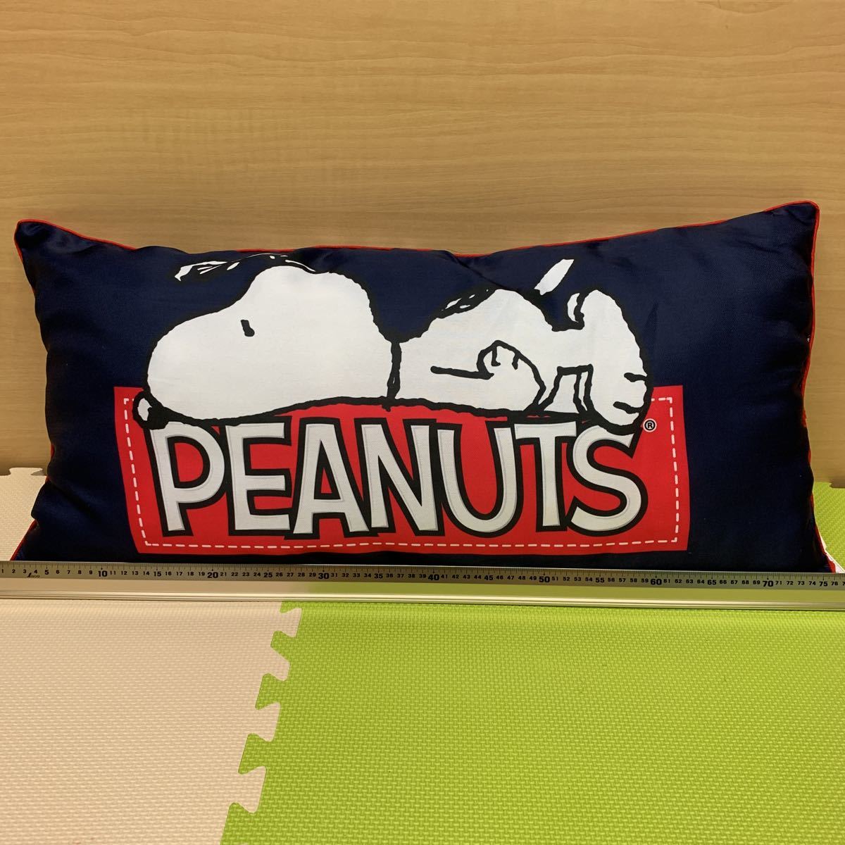 Snoopy スヌーピー クッション の落札情報詳細 ヤフオク落札価格情報 オークフリー スマートフォン版