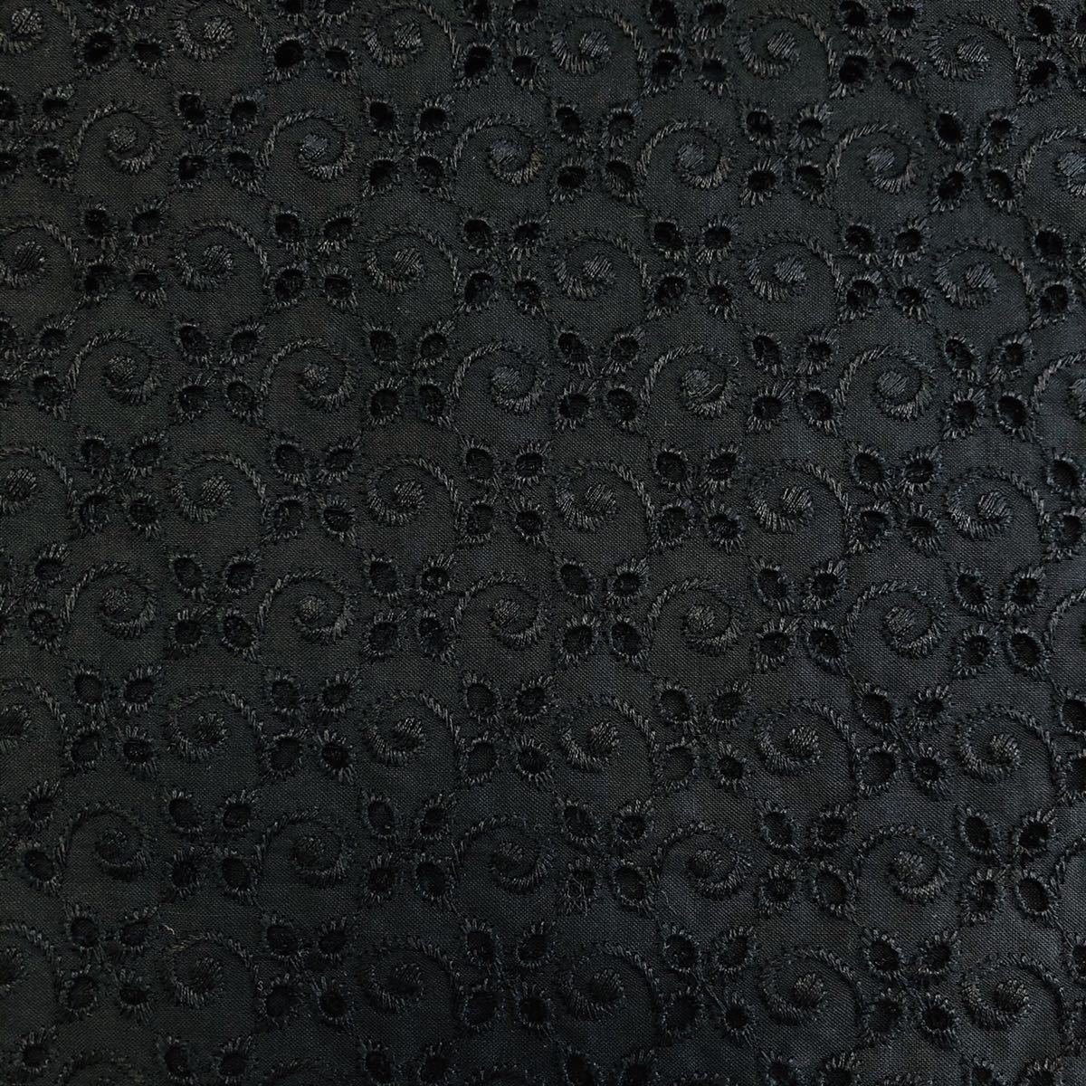 新品 刺繍コットンレース生地 黒 の落札情報詳細 ヤフオク落札価格情報 オークフリー スマートフォン版 新品 刺繍コットンレース生地 黒 の落札情報詳細 ヤフオク落札価格情報 オークフリー スマートフォン版