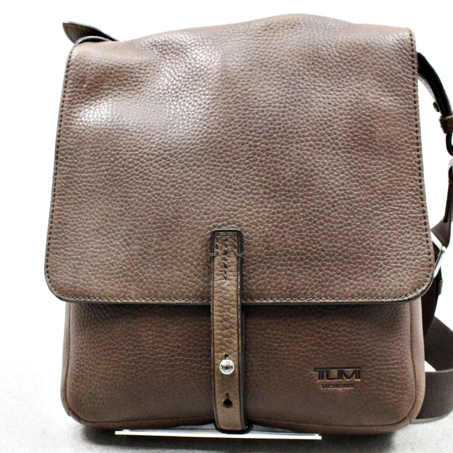 寄付対象品 TUMI トゥミ オールレザーショルダーバッグ ブラウン 6853B 寄付対象品 TUMI トゥミ オールレザーショルダーバッグ ブラウン 6853B