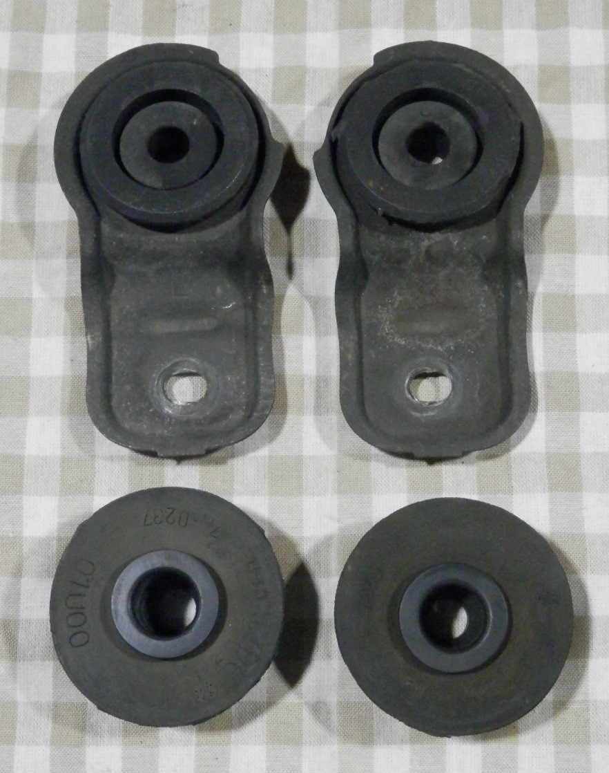送料600円♪ R32 スカイライン RB25DE ラジエーター 取り付け 固定 ステー ブラケット ブッシュ RB25 ECR32 HR32 HCR32 BNR32 ラジエター の落札情報詳細| ヤフオク落札価格情報 オークフリー・スマートフォン版 送料600円♪ R32 スカイライン RB25DE ラジエーター 取り付け 固定 ステー ブラケット ブッシュ RB25 ECR32 HR32 HCR32 BNR32 ラジエター の落札情報詳細| ヤフオク落札価格情報 オークフリー・スマートフォン版