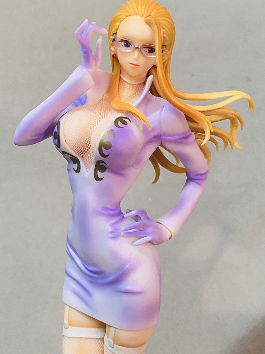 リペイント カリファ レアカラー ワンピース フィギュア Glitter Glamours Materia Carifa の落札情報詳細 ヤフオク落札価格情報 オークフリー スマートフォン版