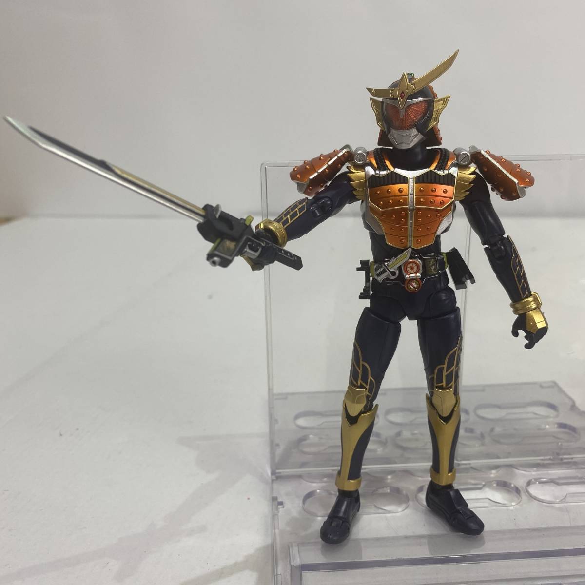 No.5936【S.H.Figuarts】仮面ライダー鎧武(ガイム) オレンジアームズ
