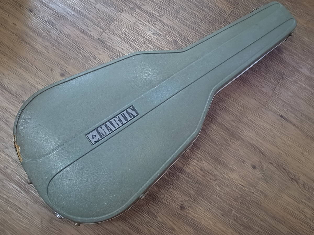 送料一律1,000円1970年代MartinブルーケースDサイズD-28/D-45/D-76/D