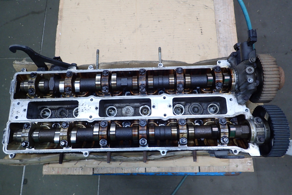 チェイサー JZX100 シリンダーヘッドASSY 1JZ-GTE 11101-88410の落札