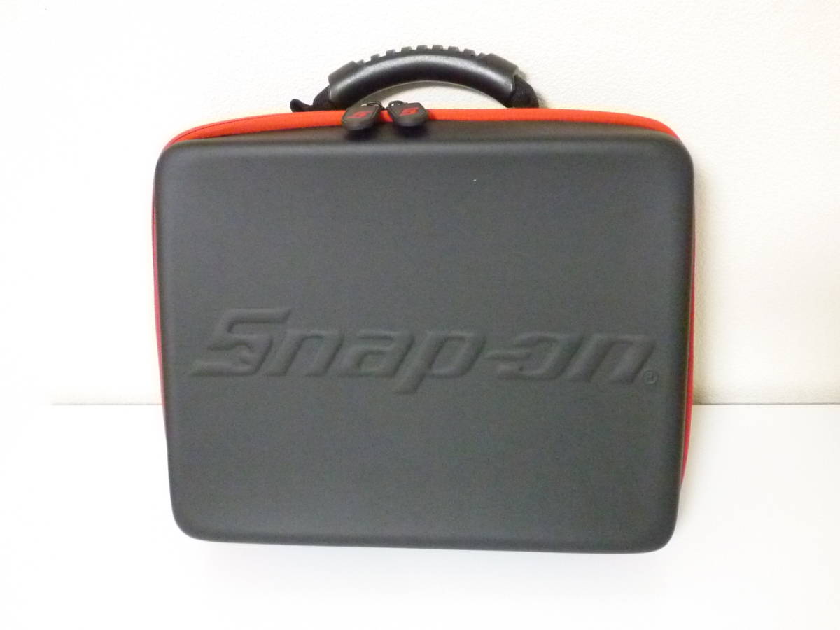 スナップオン　新品未使用ヘルメットケース　マルチバック ブラック 未使用 スナップオンレザーケース ツールセット 革バック レア限定品