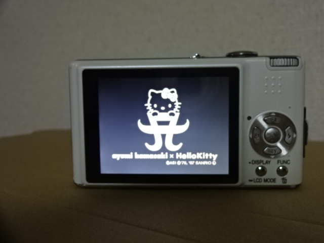 棚2□ 浜崎あゆみ×ハローキティコラボ デジカメ 付属品完備！動作ok