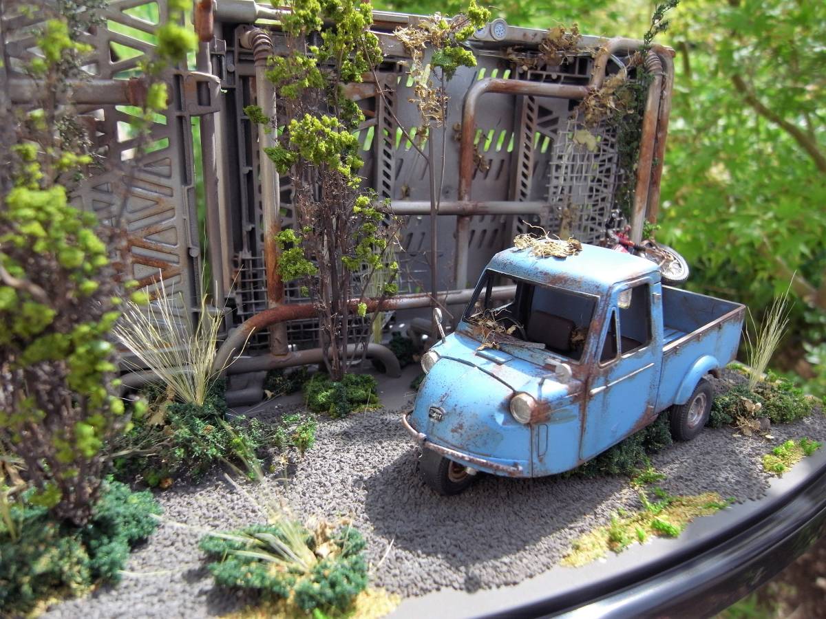 ☆希少 ジオラマ完成品 「ミゼットのある風景」1/32 ダイハツ