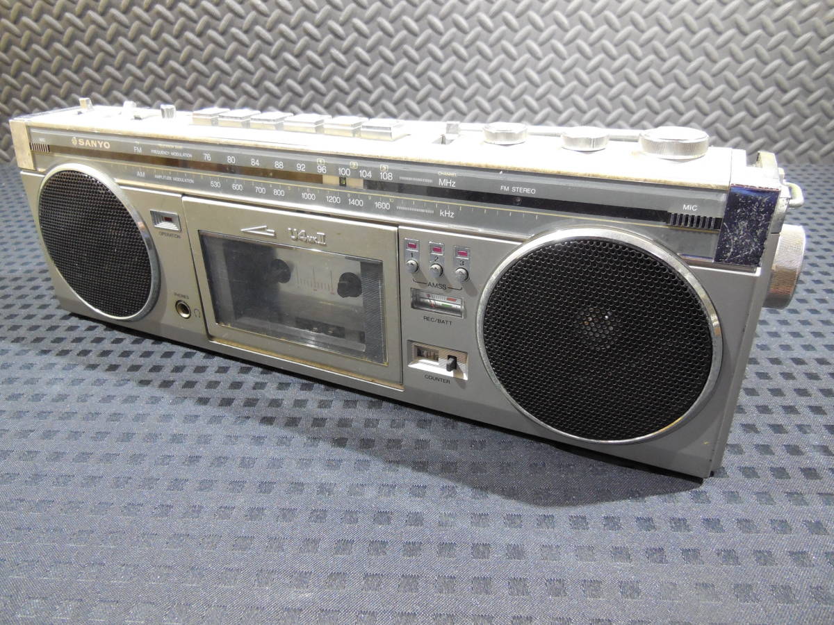 SANYO u4ssラジカセ ジャンク品 SANYO ラジカセ MR-U4mk2(ジャンク品)