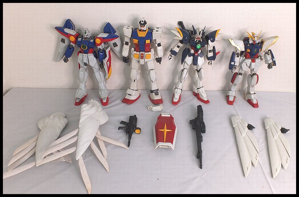 Zeronet Sガンプラ Pgガンダム Pgウイングガンダムゼロ 1 60ウイングガンダム 1 60シャイニングガンダム ジャンクsk9406 の落札情報詳細 ヤフオク落札価格情報 オークフリー スマートフォン版