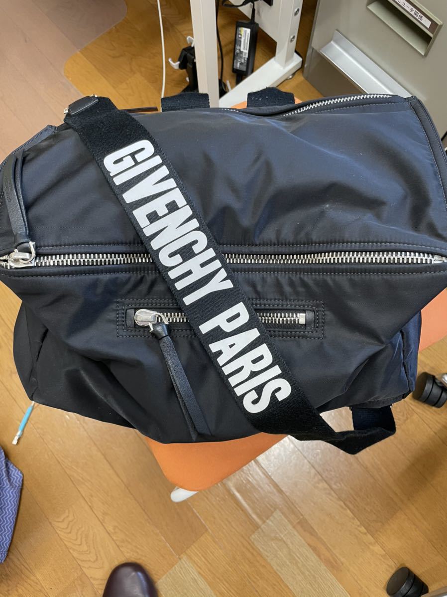 Givenchy Pandora バッグ ジバンシィ パンドラ ナイロン ジバンシー ロゴ 伊勢丹新宿自身購入 の落札情報詳細 ヤフオク落札価格情報 オークフリー スマートフォン版