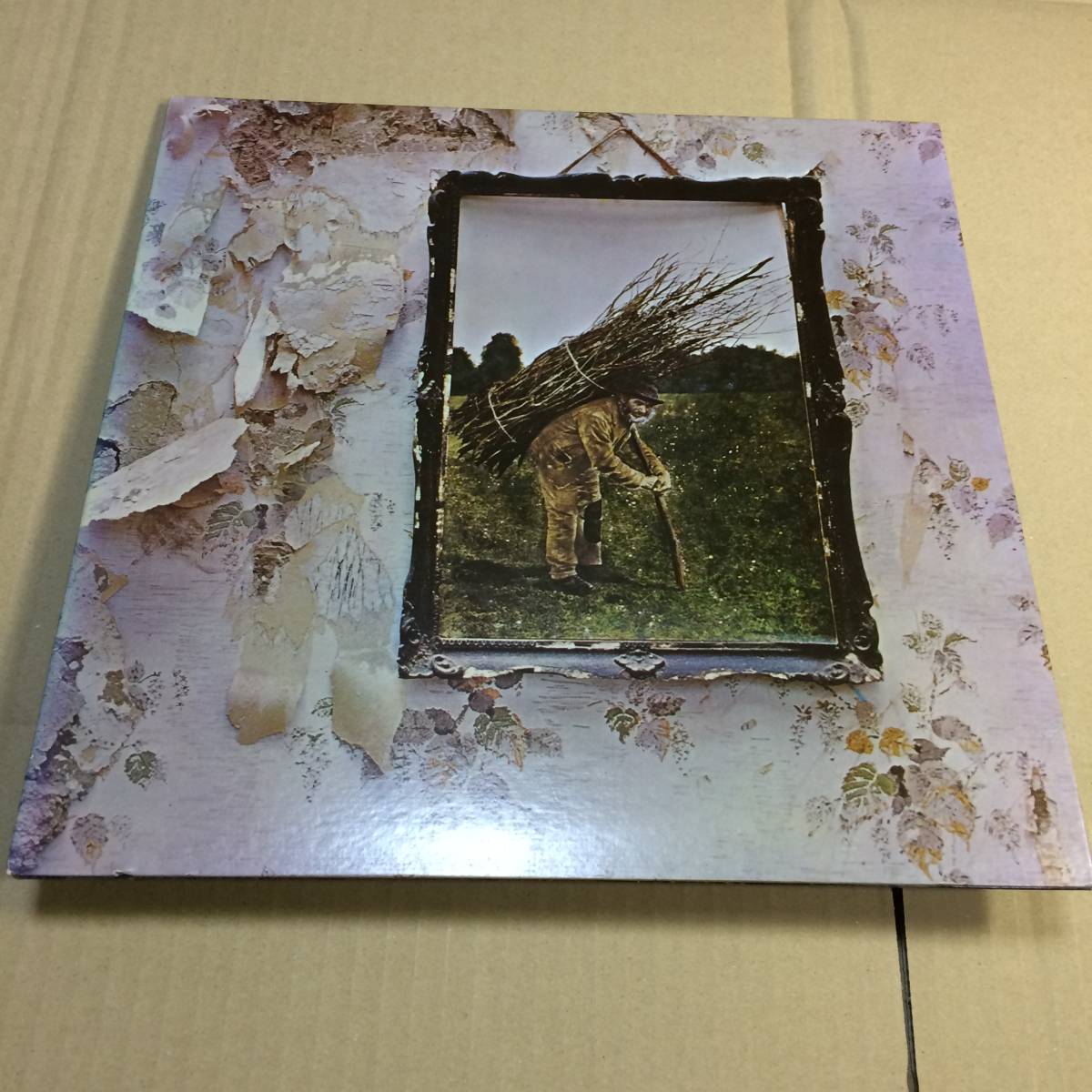 レッド・ツェッペリン IV LPレコード P-10125A：アナログ Led Zeppelin / レッド・ツェッペリン / IV (P-10125A) – VOXMUSIC WEBSHOP