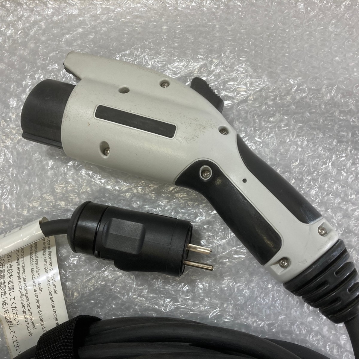 Used Bmw 純正 Ev充電ケーブル モード2ケーブル 約6m 01 0v 15a 50 60hz 14年 防雨型 本体 バッテリー 充電 車用品 の落札情報詳細 ヤフオク落札価格情報 オークフリー スマートフォン版