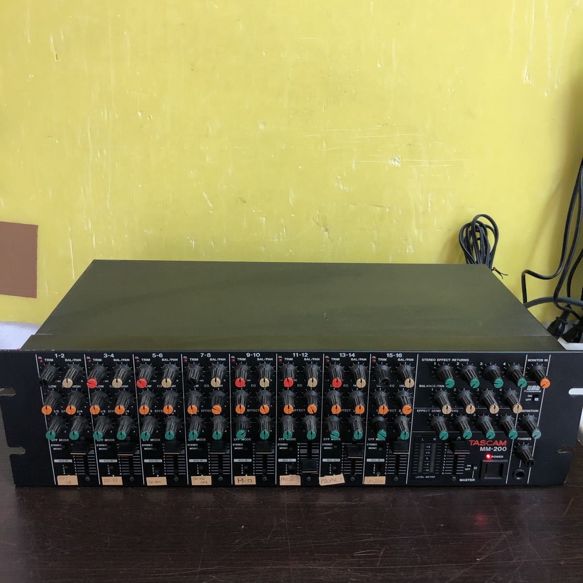 TASCAM タスカム MM-200 MIDI パッチベイ ミキサー