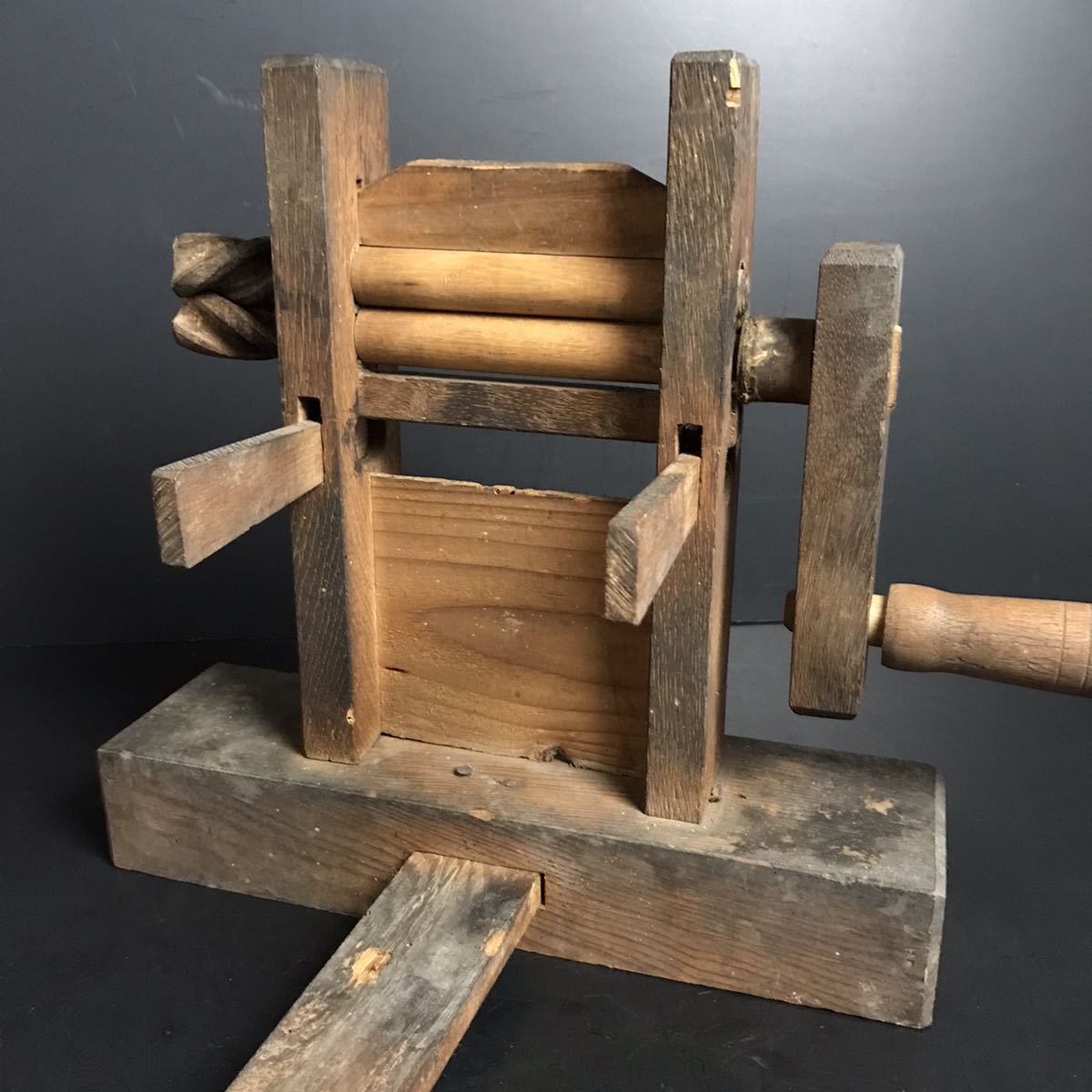 凄い！1台5役！！手作り！！！ 木製ボビン糸巻き機