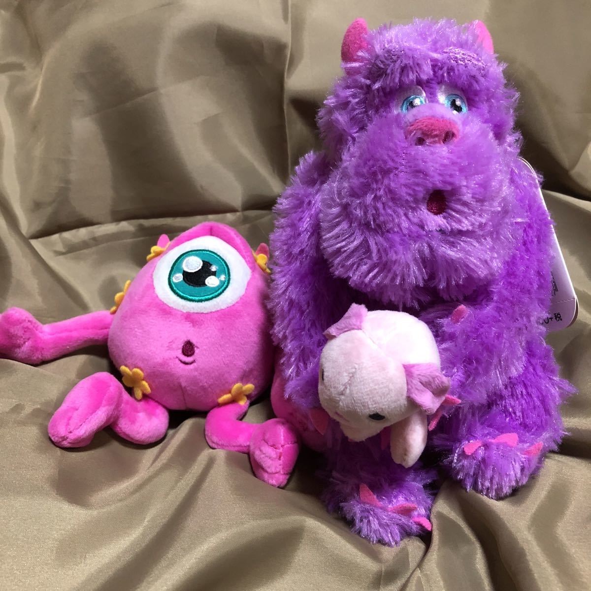モンスターズインク　マイク　ピンク　キャラクター　ぬいぐるみ レア　ディズニー モンスターズインク マイク ぬいぐるみ マスコット ピンク レア