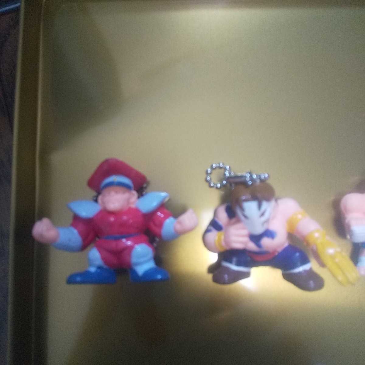 ストリートファイター フィギュア 四天王 レトロ ベガ バイソン バルログ サガット 消し ゴム キーチェーン の落札情報詳細 ヤフオク落札価格情報 オークフリー スマートフォン版