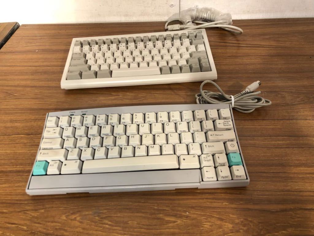 【中古美品】コンパクト英語キーボード BTC 5100C US配列 101キー PS/2アダプター付（その２） FILCO FKB-86E メカニカル PS⁄2接続 86キー US配列