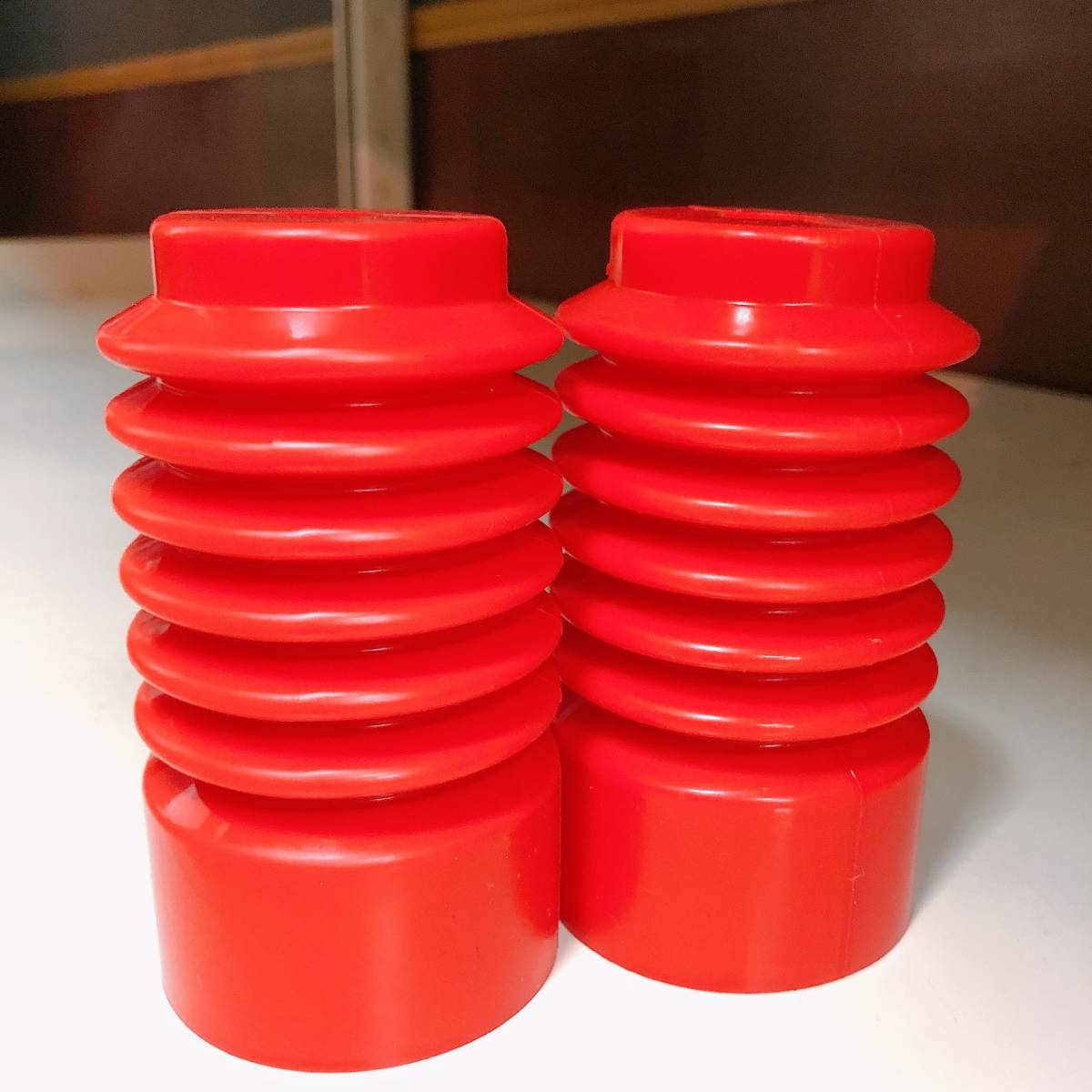 未使用 レッド カラードダストブーツ 14 f兼用 326power チャクリキdamper 車高調 補修用部品 汎用 全長約115ｍｍ 1購入1個 の落札情報詳細 ヤフオク落札価格情報 オークフリー スマートフォン版