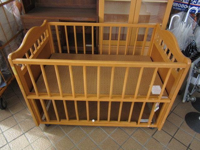 早い者勝ち❣️送料込み】カトージ ベビーベッド くまのプーさん