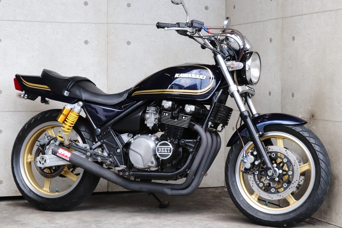 横浜～ Kawasaki ゼファー400 C4 旧車 Z750D1カラー カスタム 綺麗