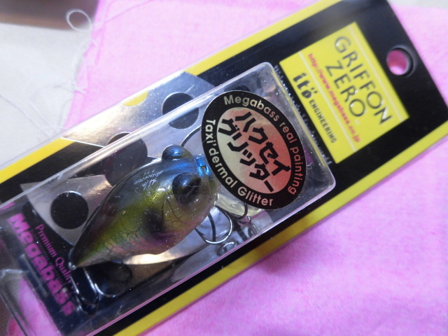 メガバスグリフォンゼロハクセイグリッター