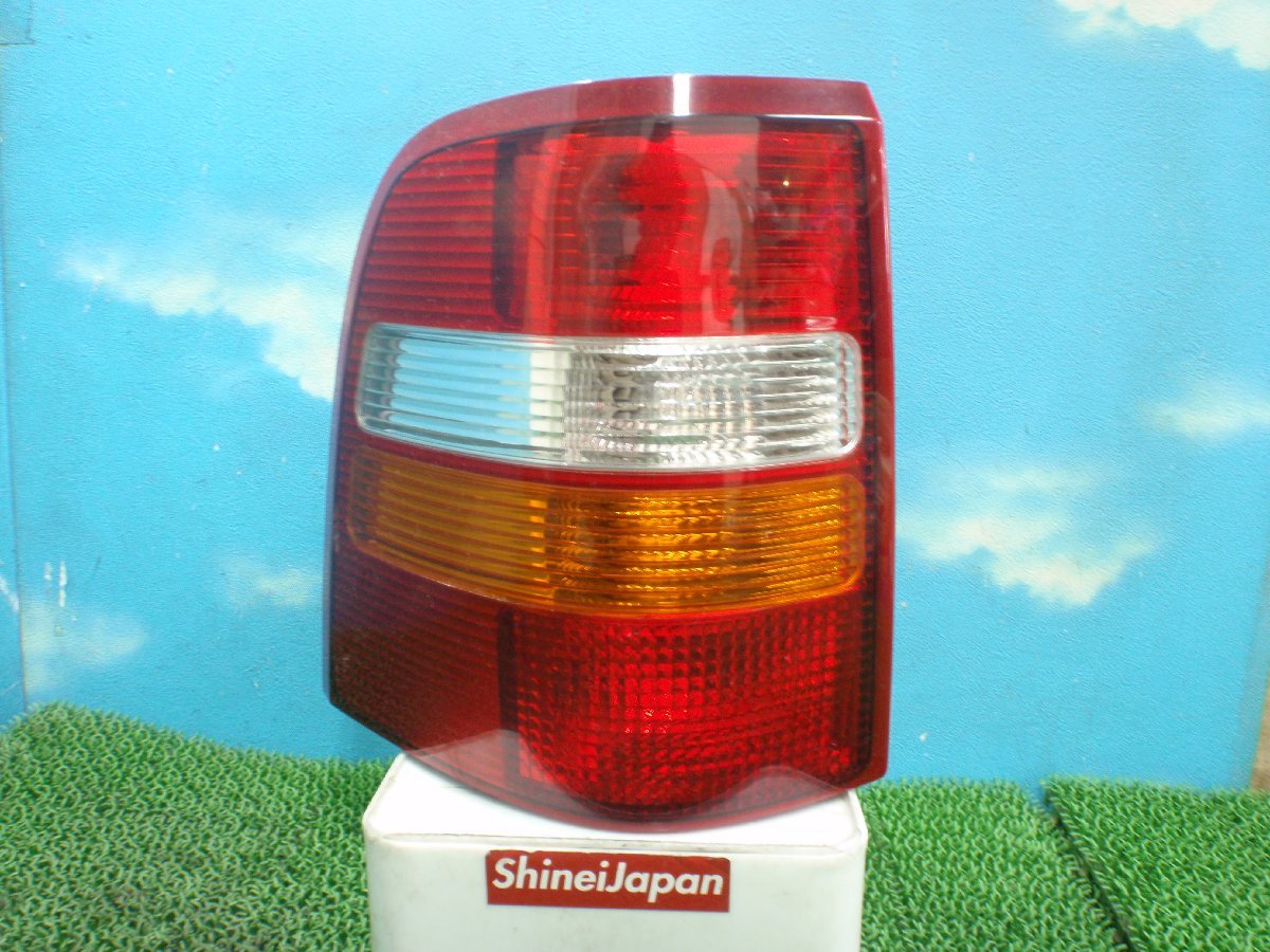 傷や汚れあり】☆ 1FMWU74 フォード エクスプローラー U251