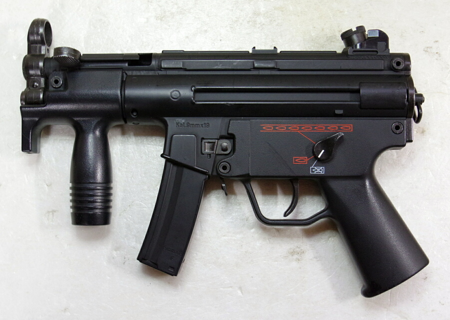 東京マルイ H&K MP5 Kurz A4 220連ダブル・ショートマガジン付き 東京マルイ H&K MP5 Kurz A4 220連ダブル・ショートマガジン付き