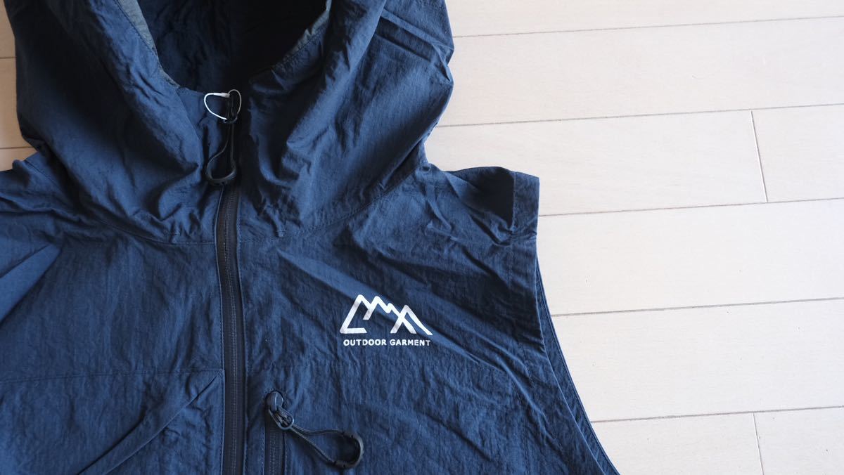 新品　コムフィーアウトドアガーメント　PHANTOM VEST NYLON XL CMF OUTDOOR GARMENT（シーエムエフアウトドアガーメント）の