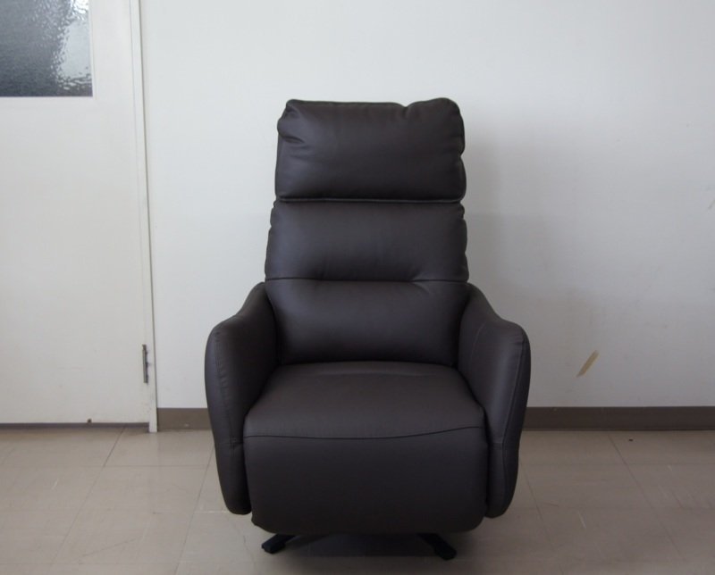 ニトリ 本革 電動リクライニングチェア （□【G0148】☆美品☆ニトリ 