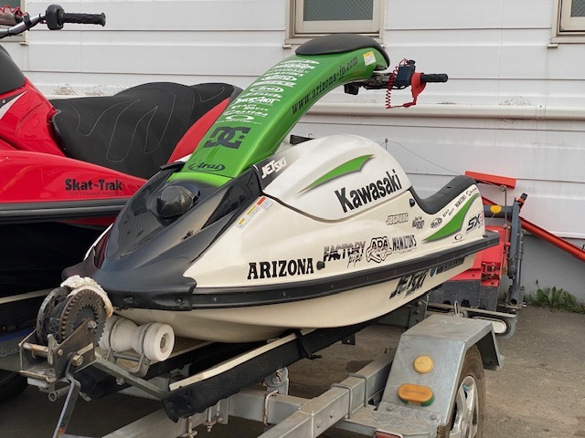 カワサキ550SX中古、書類あり台付き 商談中 ジェットスキー Kawasaki 