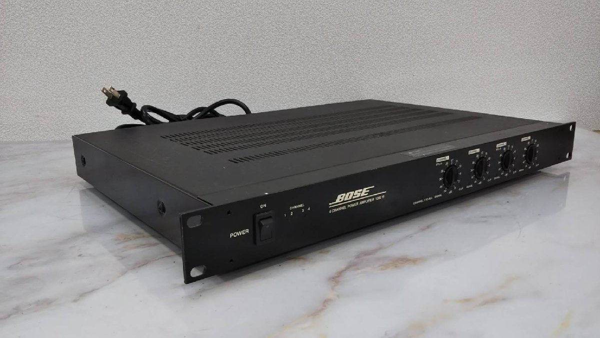 希少 カバー BOSE ボーズ プロフェッショナル パワーアンプ 1200VI