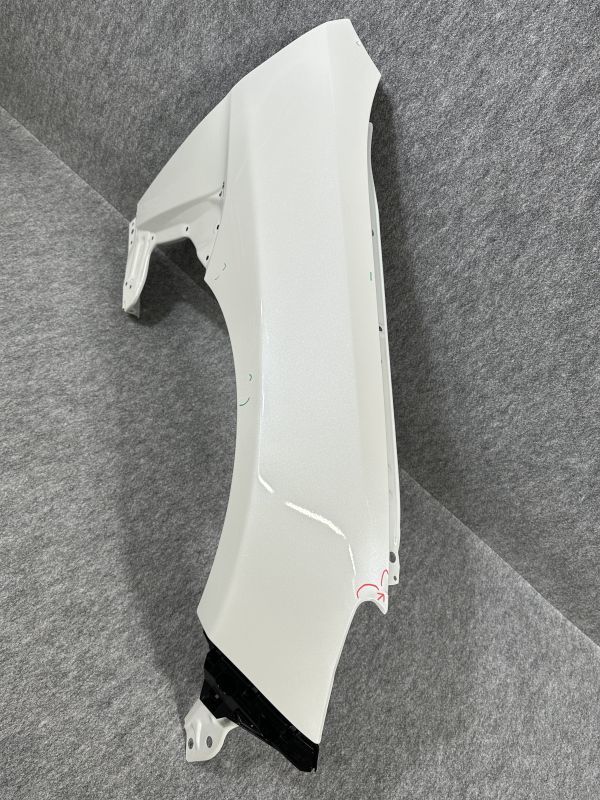 傷や汚れあり】18077 GR86 ZN8 BRZ ZD8 純正 右フェンダー 右フロント