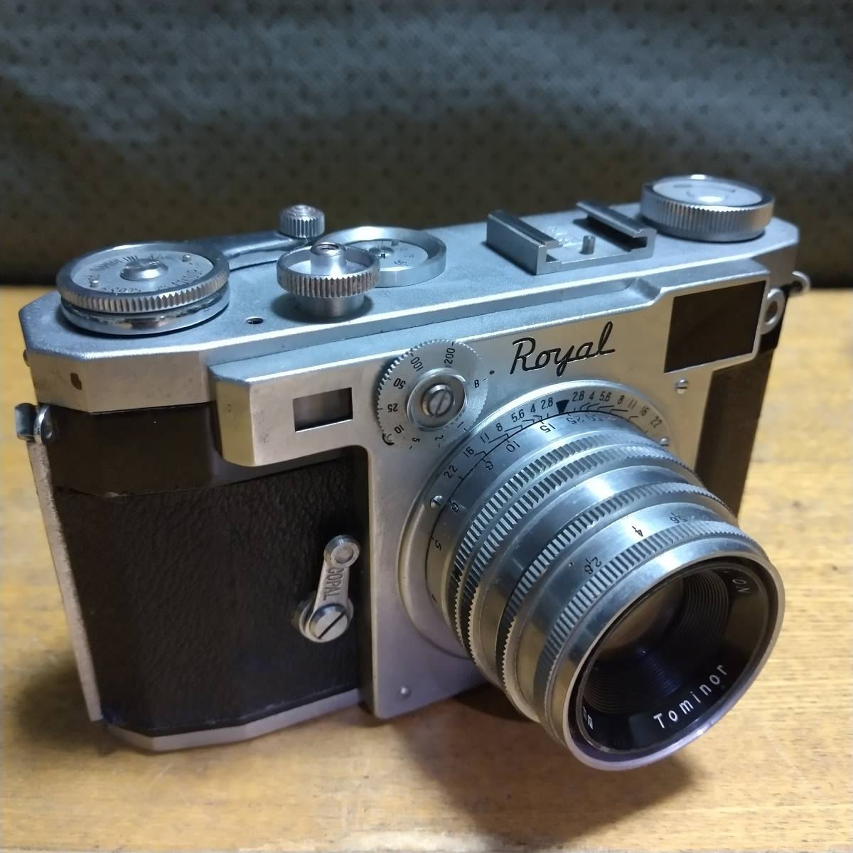 Royal Tominor 50mm F2.8